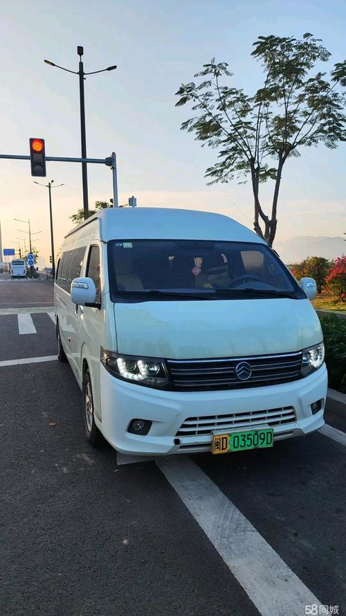 厦门7～57座包车接送与汽车租赁服务全指南 旅游、通勤、厂企用车一站搞定